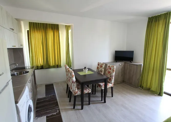 Aparthotel Salena 4*