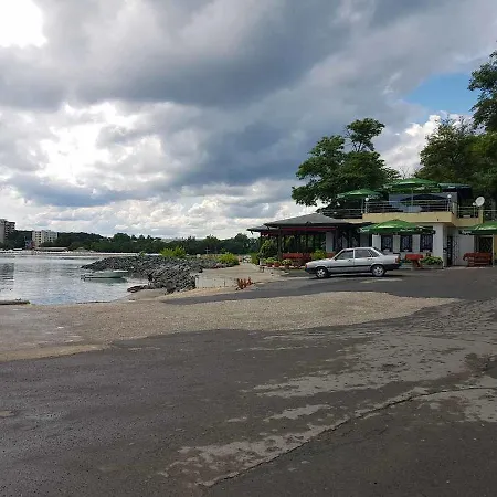 Salena 普里莫尔斯科