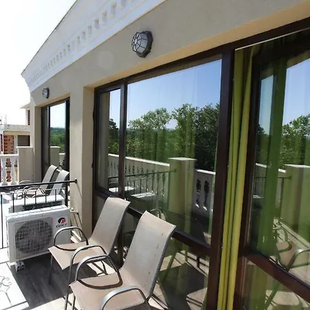 Salena 公寓式酒店