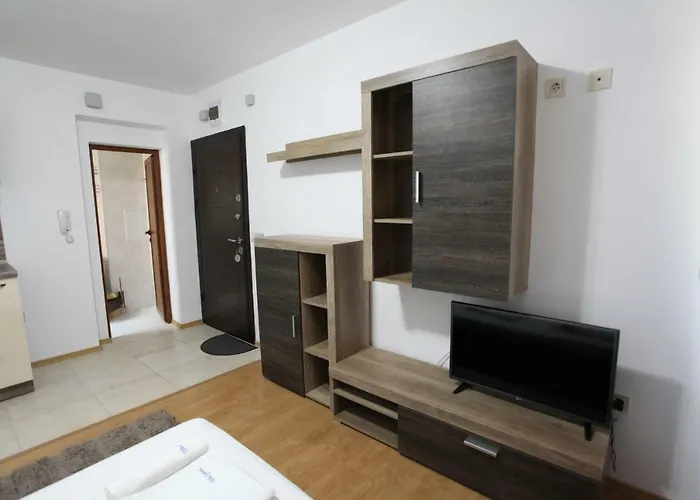 Aparthotel Salena 4*